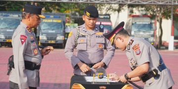 Pisah Sambut Kapolres Kutim, Kapolda Kaltim Pimpin Upacara Serah Terima Jabatan