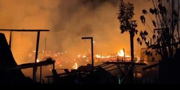 Si Jago Merah Mengamuk, 10 Rumah Warga Ludes di Jalan Sei Kuyang Gang Ramah Teluk Bayur