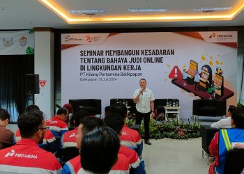 Cegah Judi Online Kasat Reskrim Polresta Balikpapan Gelar Seminar di PT. KPB