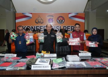 Ditresnarkoba Polda Kaltim Gelar Konferensi Pers Pengungkapan Penyalahgunaan Narkoba