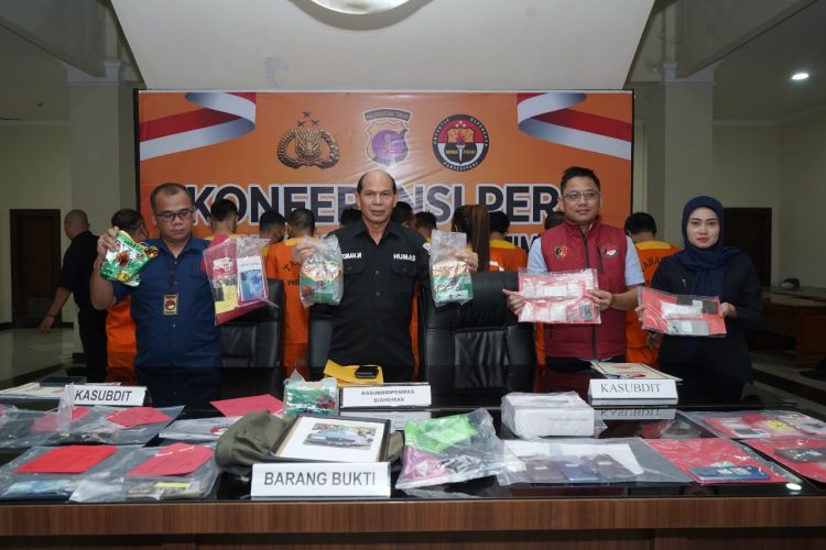 Ditresnarkoba Polda Kaltim Gelar Konferensi Pers Pengungkapan Penyalahgunaan Narkoba