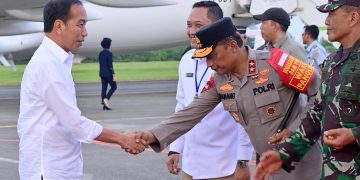 Kembali Kunjungi Kaltim, Kapolda Bersama Forkopimda Sambut Kedatangan Presiden Jokowi