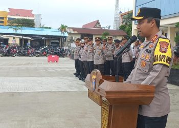 Waka Polresta Balikpapan Pimpin Apel Pengamanan Kedatangan Para Gubernur dan Walikota Se Indonesia