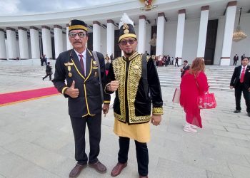 Putra Mahkota Dan Ketua Dewan Adat Kesultanan Gunung Tabur Kabupaten Berau Hadiri Perayaan Upacara Bendera HUT RI Ke 79 di Istana Garuda Ibu Kota Nusantara. 