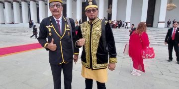 Putra Mahkota Dan Ketua Dewan Adat Kesultanan Gunung Tabur Kabupaten Berau Hadiri Perayaan Upacara Bendera HUT RI Ke 79 di Istana Garuda Ibu Kota Nusantara. 