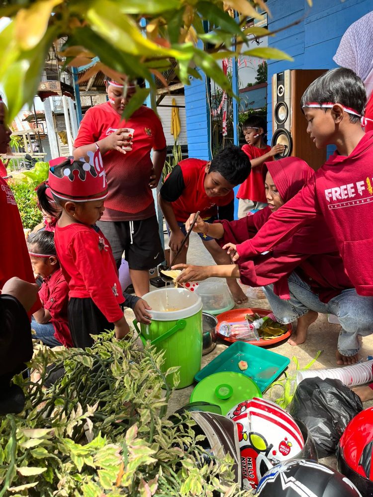 Warga Gang Berlian Sambaliung, Turut Meriahkan dalam Memperingati Ulang Tahun Kemerdekaan Republik Indonesia yang ke 79 Tahun 2024