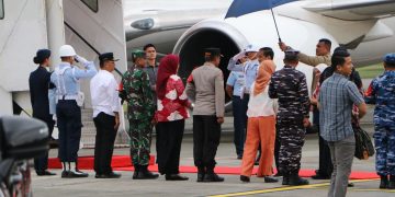 Usai Rangkaian HUT RI Ke-79 di IKN, Kapolda Kaltim Antar Kepulangan Presiden Jokowi Kembali Ke Jakarta