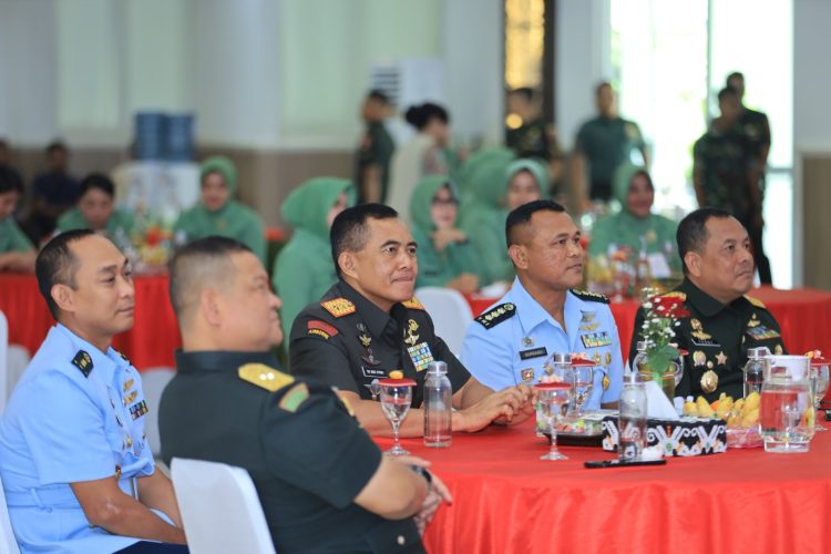 *Pangdam VI/Mulawarman Pimpin Serah Terima Jabatan Pati dan Pamen*