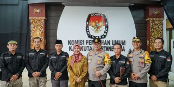 Kapolres Kukar Cek Kesiapan Pengamanan di Pos PAM Pilkada 2024 KPUD di Wilayah Hukumnya.