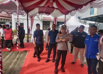 Polda Kaltim Laksanakan Pengamanan Pendaftaran Paslon Cagub dan Cawagub di KPU Kaltim