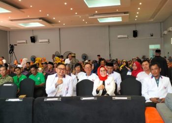Ribuan Relawan dan Masyarakat untuk Sri Juniarsih dan Gamalis Ikut Hadiri Deklarasi Pemenangan Bakal Pasangan Calon Bupati dan Wakil Bupati Berau