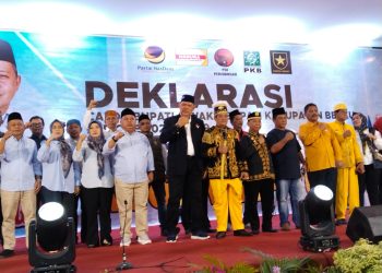 Viral…! Ingin Perubahan, Ribuan Relawan dan Masyarakat Berau Menyaksikan Deklarasi Madri Pani dan Agus Wahyudi sebagai Cabup dan Cawabup, MENYALA ABANG KU…! 