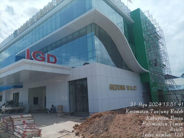 Masyarakat Keluhkan Kurangnya Alkes dan Ruang ICU RSUD Abdul Rivai, Minta Bupati Segera Tambah Anggaran, untuk Percepat Pembangunan.