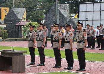 Kapolres Kukar Pimpin Upacara Serah Terima Jabatan dan Pelantikan Kapolsek