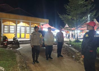 Polsek Gunung Tabur Amankan Kegiatan Pasar Malam UMKM di Museum Keraton Batiwakkal