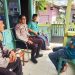 Rumah Roboh di Pesisir Klandasan Ulu, Personel Dit Polairud Polda Kaltim Tindaklanjuti Laporan Warga