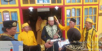 Pengukuhan Sultan Kesultanan Adji Awang Idris,SE.MT Menjadi Sultan Penerus Kesultanan Gunung Tabur.