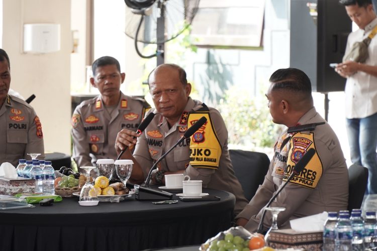 Kapolda Kaltim Adakan Coffee Morning Bersama Kapolres Paser dan Jajaran Polda di Polres Paser