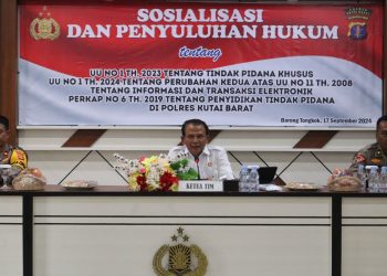 Giat Sosialisasi Dan Penyuluhan Hukum Oleh Bidkum Polda Kaltim Di Polres Kutai Barat