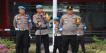 Kunjungi Wilkum Polres Kukar, Bidpropam Polda Kaltim Gelar Pengecekan Kelengkapan Identitas Diri Personel