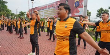 Jumat Sehat, Polda Kaltim Rutin Laksanakan Senam Bersama