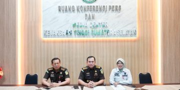 PENETAPAN 3 (TIGA) TERSANGKA DALAM PERKARA DUGAAN TINDAK PIDANA KORUPSI KEGIATAN/PEKERJAAN PEMBANGUNAN PRASARANA KERETA API RINGAN/LIGHT RAIL TRANSIT (LRT) DI PROVINSI SUMATERA SELATAN