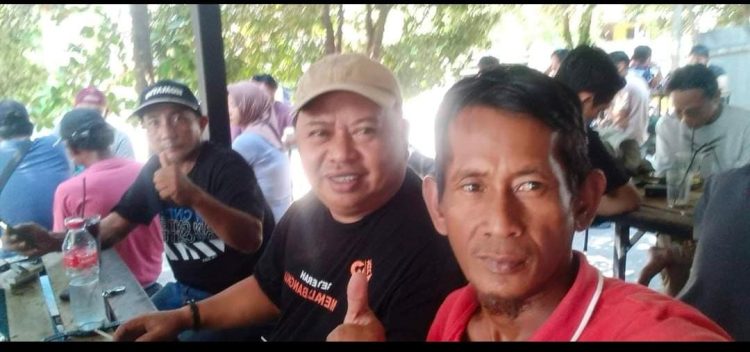 MADRI PANI dan AGUS WAHYUDI disingkat MP AW adalah Pasangan Calon Bupati dan Wakil Bupati Kab. Berau 2024-2029