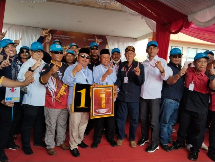 MP AW Mendapat Nomor 1, Sragam Nomor 2, Pada Rapat Pleno KPU Berau di Gelar  Pengundian Nomor Urut Paslon Bupati dan Wakil Bupati Berau