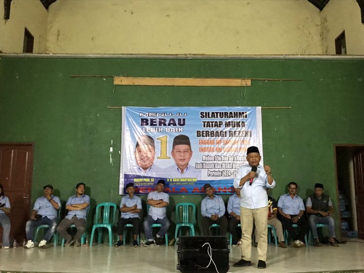 Silaturahmi Tatap Muka, Terlihat Ribuan Pendukung Madri Pani dan Agus Wahyudi Memadati Halaman Gedung BPU