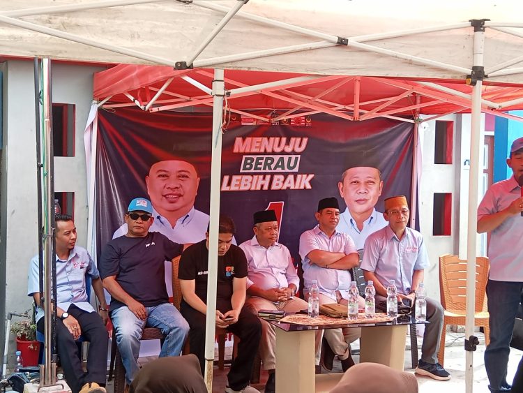 Calon Wakil Bupati Berau Agus Wahyudi Mengadakan Kunjungan Sosialisasi di Kelurahan Bugis, Temuin Warga RT 18