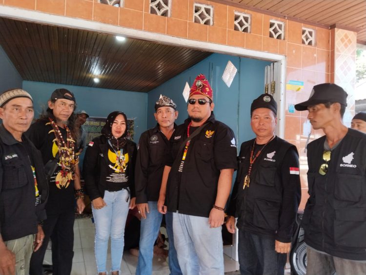 Ketua Umum DPP Bapasak bersama DPD Bapasak Berau Mengadakan Pengobatan Gratis Kepada Masyarakat