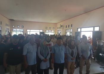 Calon Bupati Nomor Urut 1 Madri Pani  Kampanye Tatap Muka Dengan Ratusan Warga  Rt 01 Desa Capuak, Tawarkan Program Unggulannya