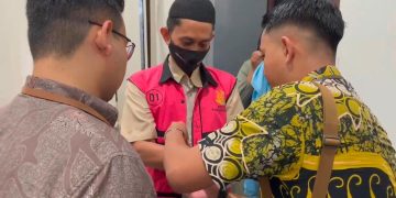 PENETAPAN TERSANGKA PERKARA TINDAK PIDANA KORUPSI DALAM PENGELOLAAN KEUANGAN BADAN USAHA MILIK DAERAH (BUMD) PT. PEMBANGUNAN BELITUNG TIMUR TAHUN 2015 – 2019. 