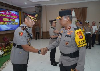 Kapolda Kaltim Pimpin Langsung Upacara Sertijab Kapolres Berau
