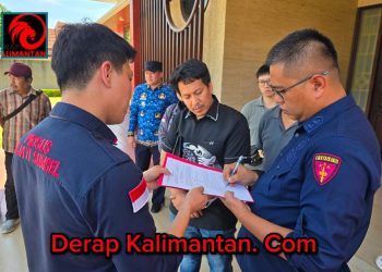 KEJATI SUMSEL SITA ASET YAYASAN BATANG HARI SEMBILAN  DI JALAN MAYOR RUSLAN PALEMBANG