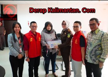 Penyerahan Tersangka dan Barang Bukti Kasus Dugaan Korupsi Jaringan Informasi Lokal Desa di Musi Banyuasin