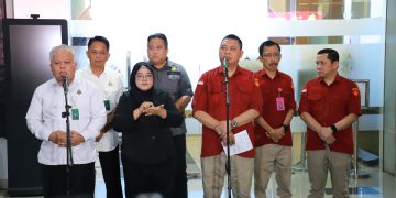 Penggeledahan dan Penetapan Tersangka  3 Orang Hakim dan 1 Pengacara  Terkait Suap dan/atau Gratifikasi