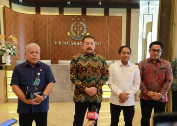 Jaksa Agung Terima  Kunjungan Menteri Kehutanan RI  Bahas Koordinasi Penegakan Hukum Terkait Kehutanan