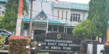 Diduga Tabrak Undang-undang untuk Muluskan Kenaikan Tarif Restribusi RSUD dr. Abdul Rivai, Benarkah..?   Ini Faktanya….! 👇👇👇