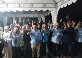 Madri Pani (MP) Tawarkan Bibit dan Pupuk Gratis Warga Samburakat siap Menangkan Madri Pani Putra Samburakat