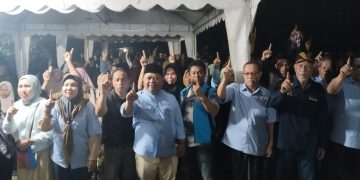 Madri Pani (MP) Tawarkan Bibit dan Pupuk Gratis Warga Samburakat siap Menangkan Madri Pani Putra Samburakat