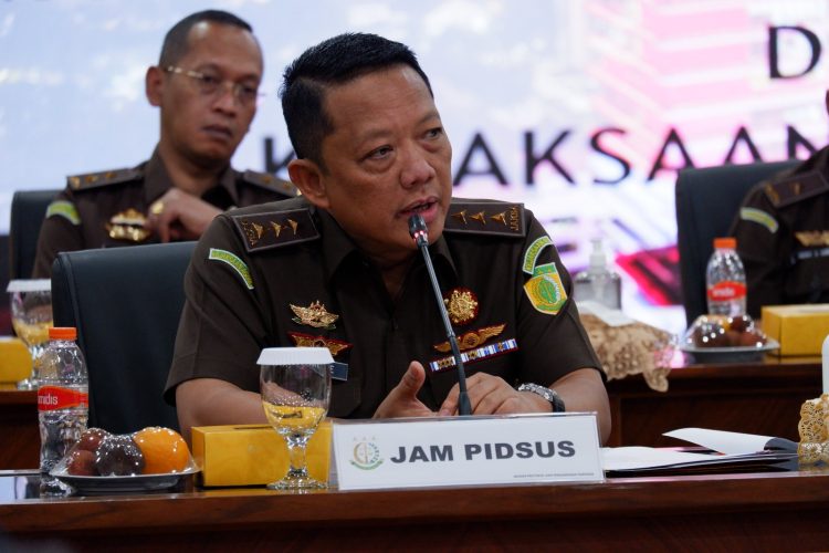 Kejaksaan Agung Memeriksa 11 Orang Saksi  Terkait Perkara Impor Gula
