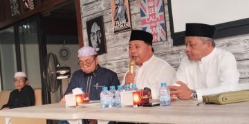 Madri Pani-Agus Wahyudi Silaturahmi ke Tokoh Masyarakat, Ulama dan Habaib, Kiyai Pimpinan Pondok Pesantren Berau. 