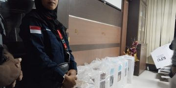 Ditemukan Kotak Suara Segel Rusak  di Kecamatan Tanjung Redeb   Hingga di Buat Berita Acara