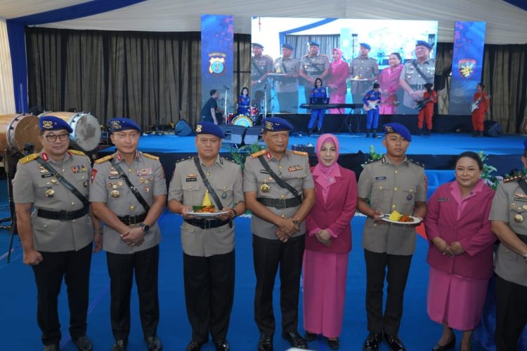 Meriahkan HUT ke-74 Polairud, Kapolda Kaltim Berikan Penghargaan dan Apresiasi
