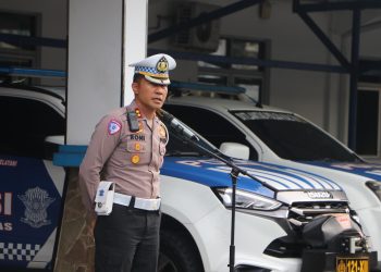 Pimpin Apel Hari Pertama Ops Lilin Mahakam 2024, Wadirlantas Polda Kaltim Tekankan Tugas dan Tanggung Jawab Setiap Personel Dalam Bertugas