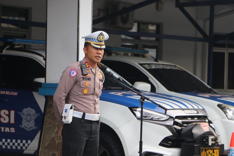 Pimpin Apel Hari Pertama Ops Lilin Mahakam 2024, Wadirlantas Polda Kaltim Tekankan Tugas dan Tanggung Jawab Setiap Personel Dalam Bertugas