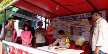 Kapolres Pelabuhan Makassar Tinjau Pos Operasi Lilin 2024, Pastikan Keamanan Jelang Nataru