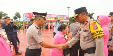 Kapolda Kaltim Pimpin Upacara Korp Raport Kenaikan Pangkat Periode 01 Januari 2025