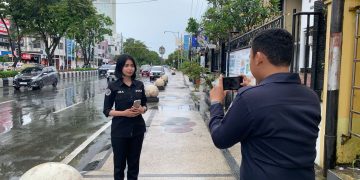 LIVE REPORT: Satgas Humas Ops Lilin Mahakam Pantau Arus Lalin Di Kawasan Markoni Balikpapan, Pastikan Situasi Aman Pasca Perayaan Malam Tahun Baru 2025